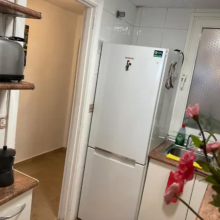 Marina Easy Parking Апартаменти *