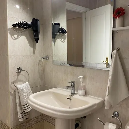 Апартаменти Marina Easy Parking *