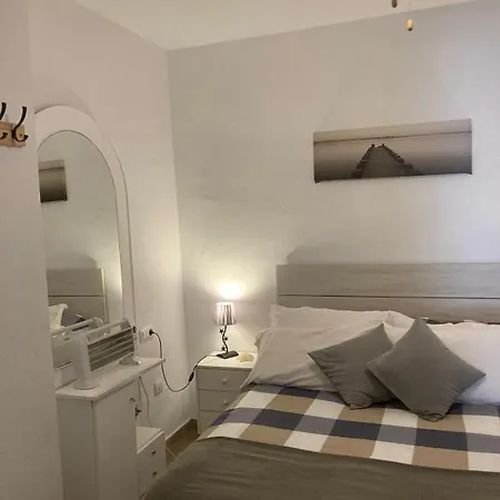 Апартаменти Marina Easy Parking *