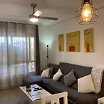 Marina Easy Parking Apartment