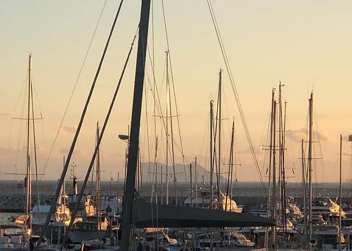 Marina Easy Parking *